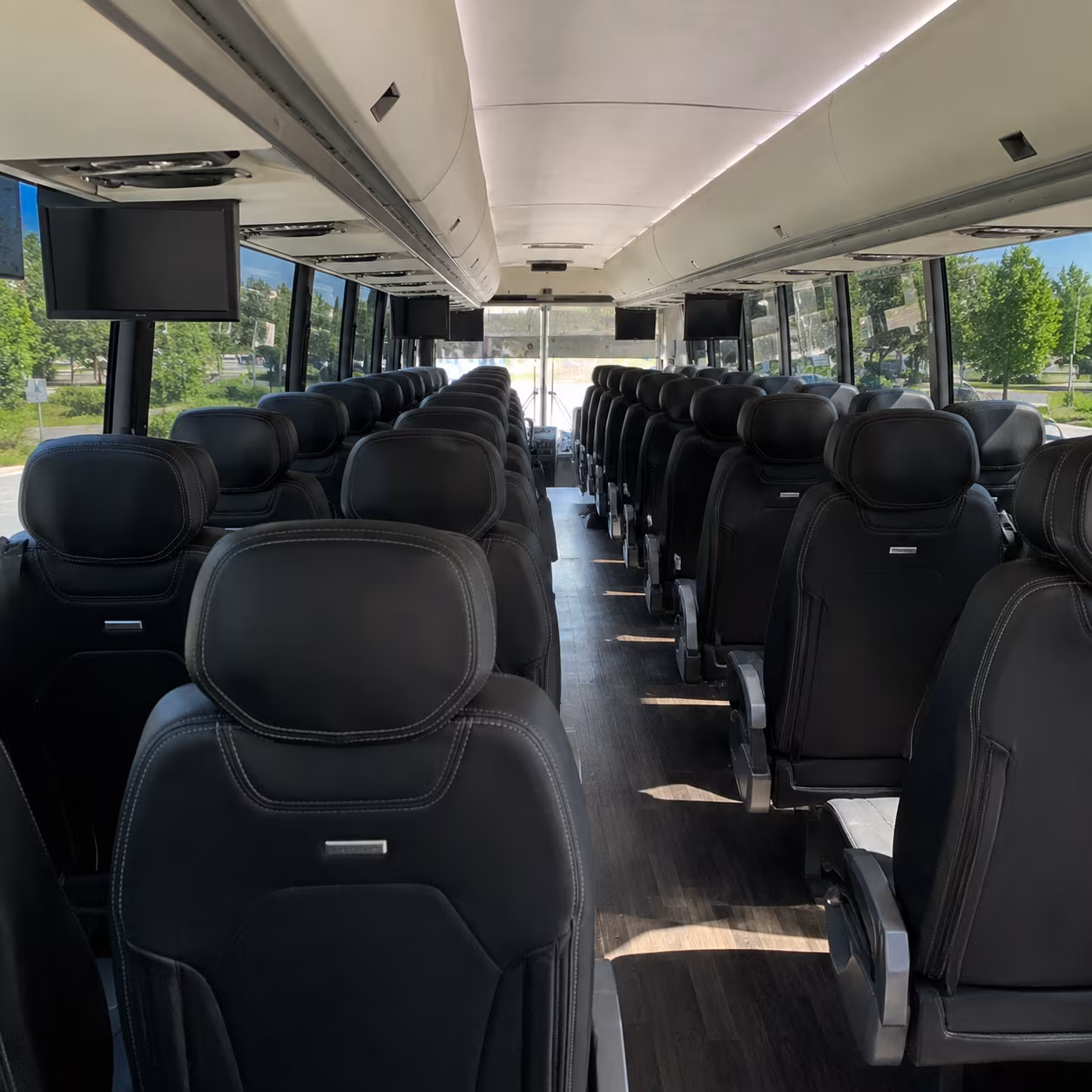 frederick bus rentals for youth group trips and events