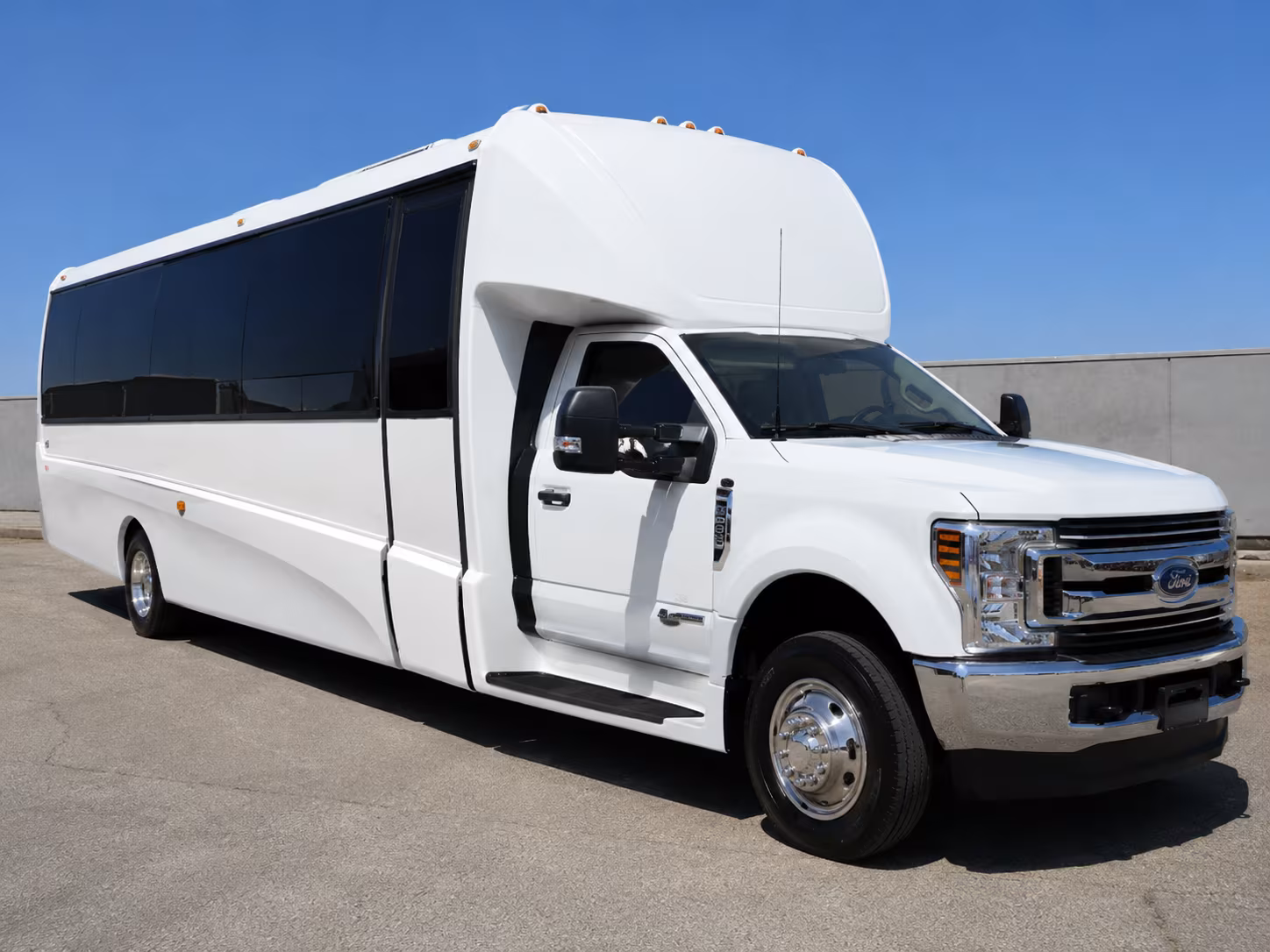 minibuses for art theater and cultural field trips in frederick