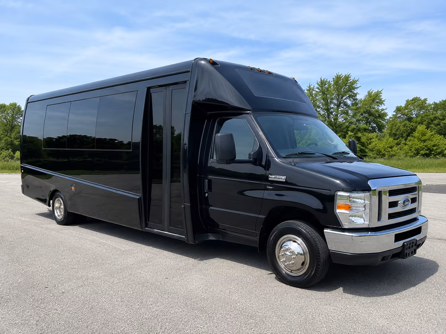 rent a bus in frederick for pre prom dinners and photo stops